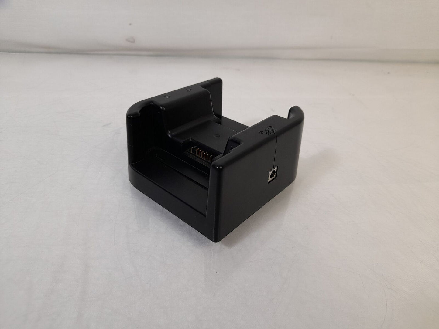 Leica ALG7-10A Twin Battery Charger For CS25