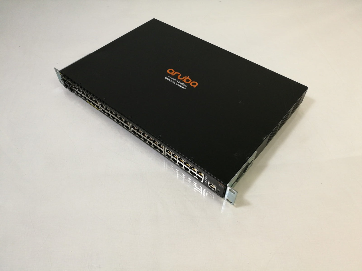 HP Aruba 2930F JL256A 48 Port Gigabit PoE+ 4 SFP+ Switch