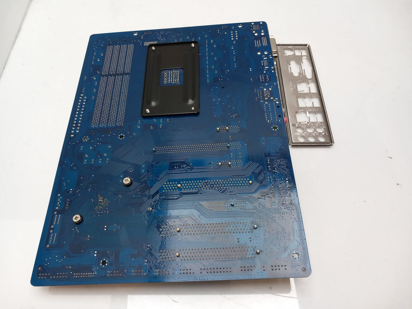 Gigabyte GA-A75-D3H Socket FM1 DDR3 ATX Motherboard With I/O Shield