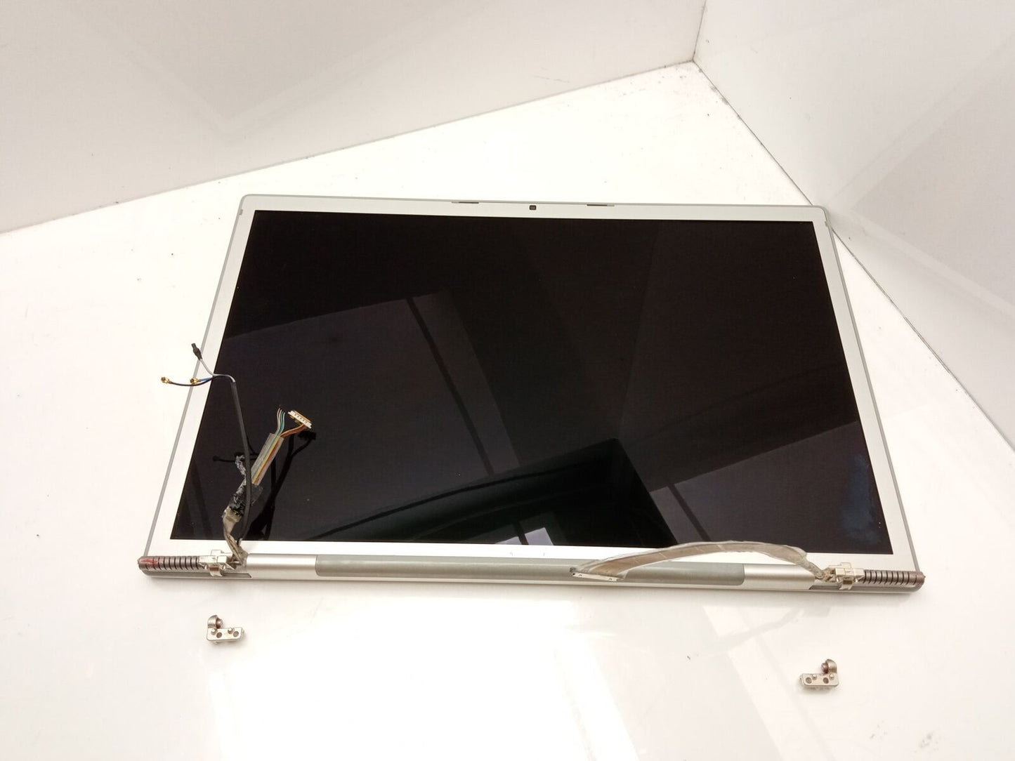 Apple MacBook Pro A1260 2006 Top Lid LCD Display Screen Assembly