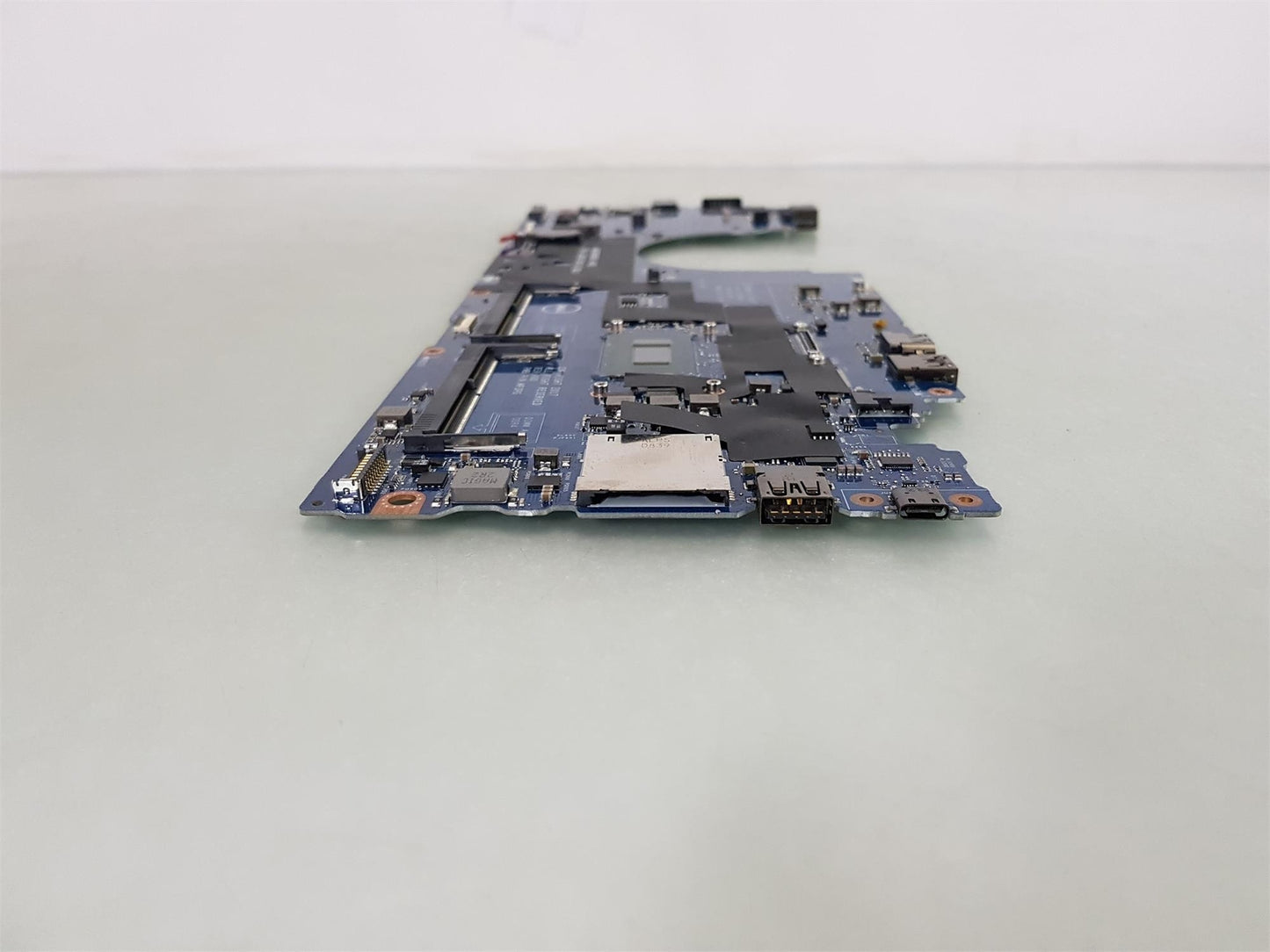 Dell Latitude 5590 Laptop Motherboard With i5-8250U 1.60 GHz CPU 0FJGHG FJGHG