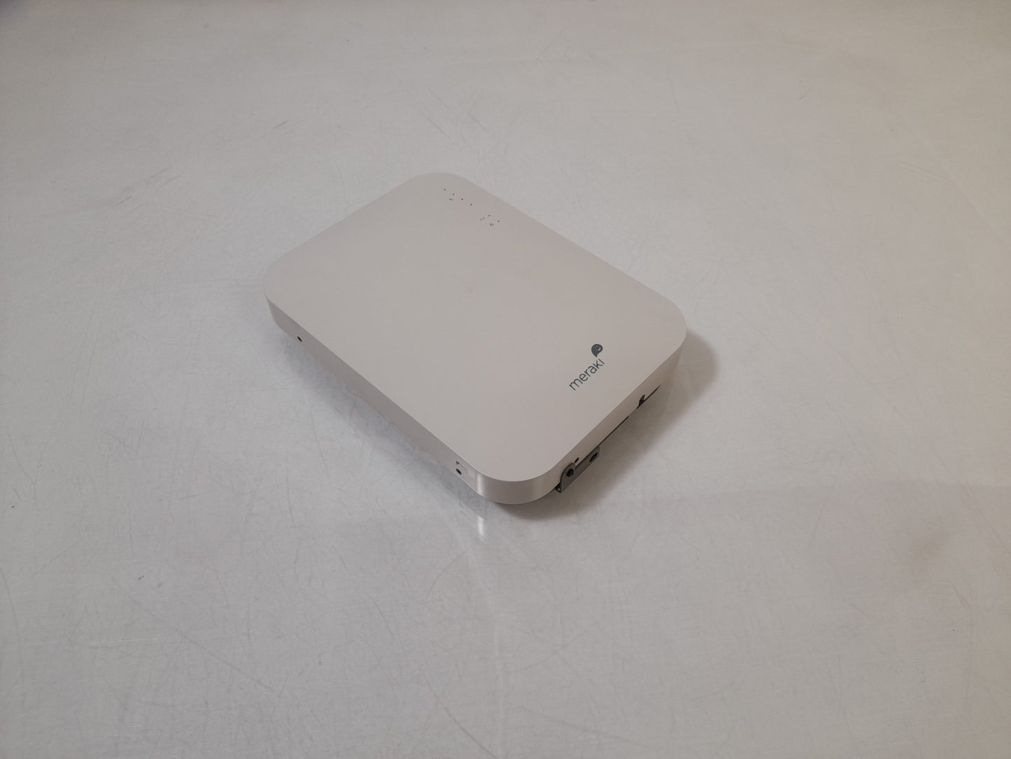 Cisco Meraki MR24 PoE Wireless Access Point With Mount - Unclaimed