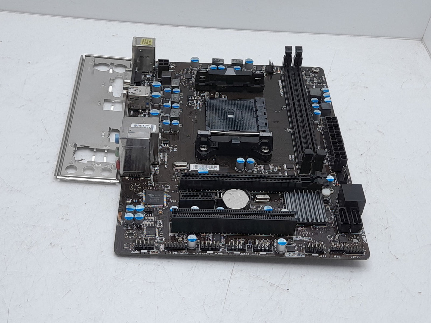 MSI A68HM-E33 V2 Socket FM2b DDR3 Motherboard With I/O Shield