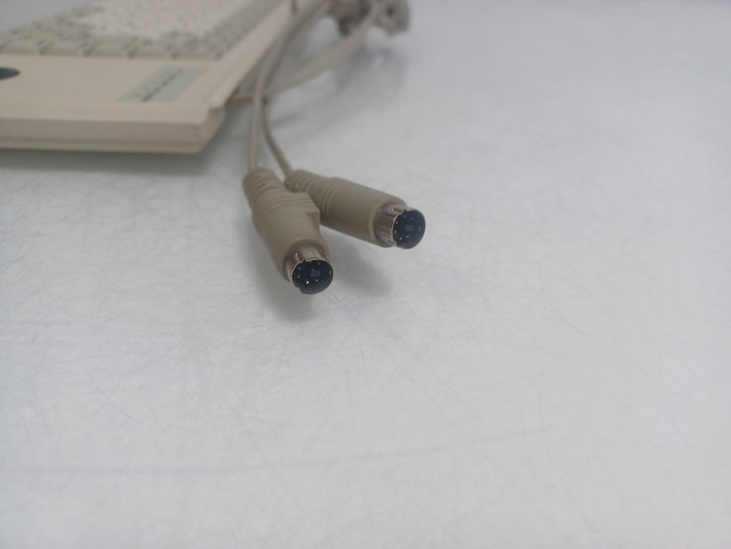 Vintage Cherry G84-4400PPAGB PS/2 Keyboard With Track Ball - Yellowed