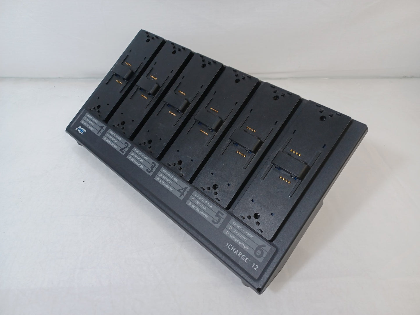 ACT iCHARGE i12 Z712 Twelve Bay Radio Battery Charger