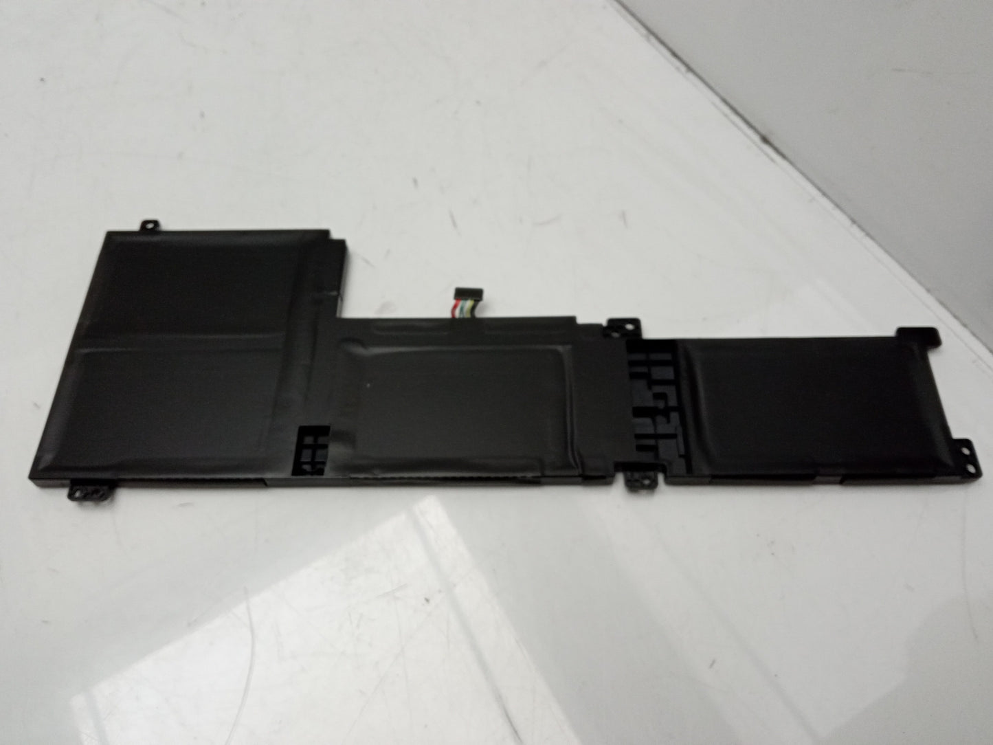 Lenovo 70Wh 15.12V 4498mAh Replacement Laptop Battery L19L4PF1