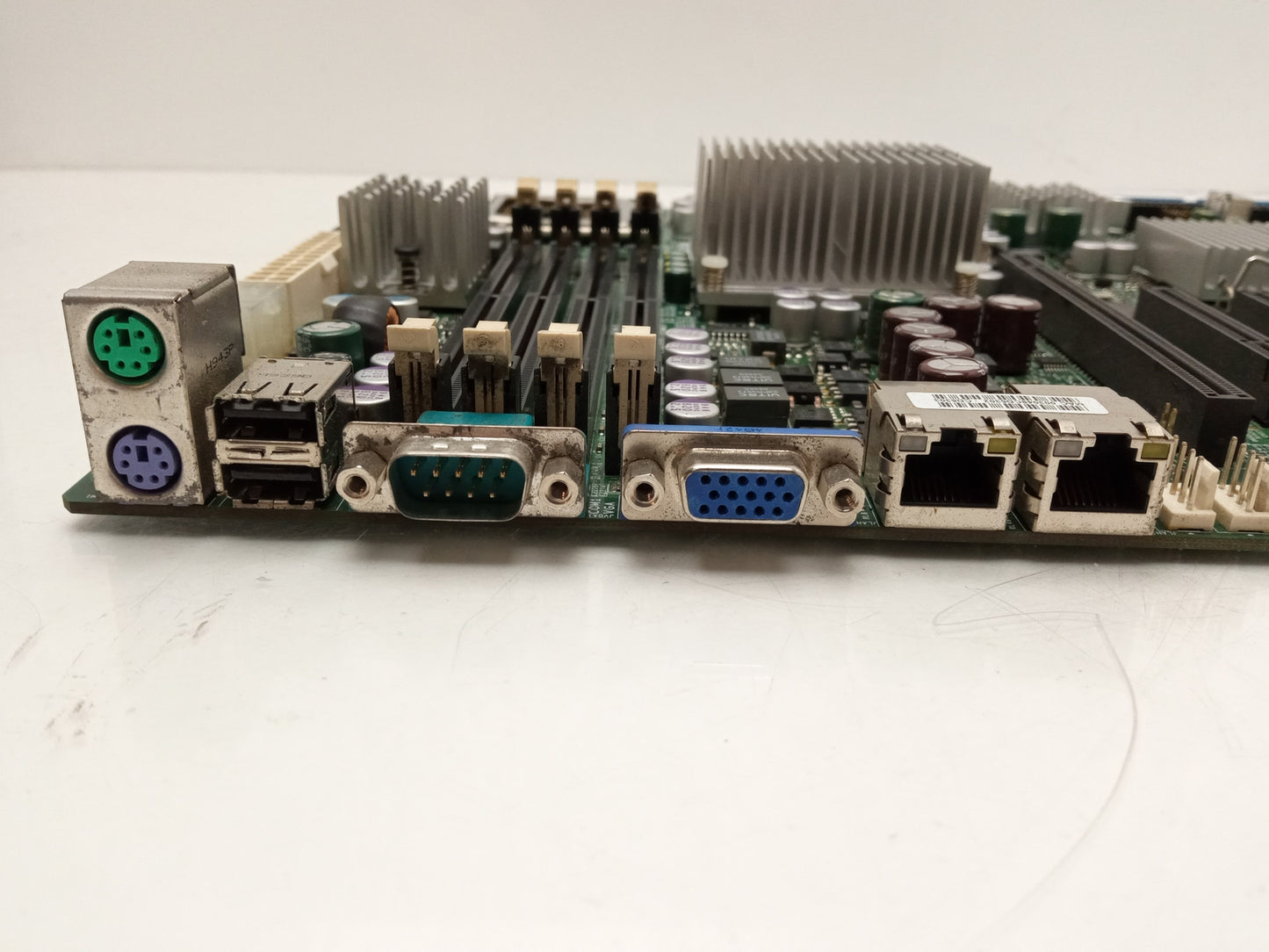 SuperMicro X7DWE Socket LGA771 DDR2 ATX Server Motherboard