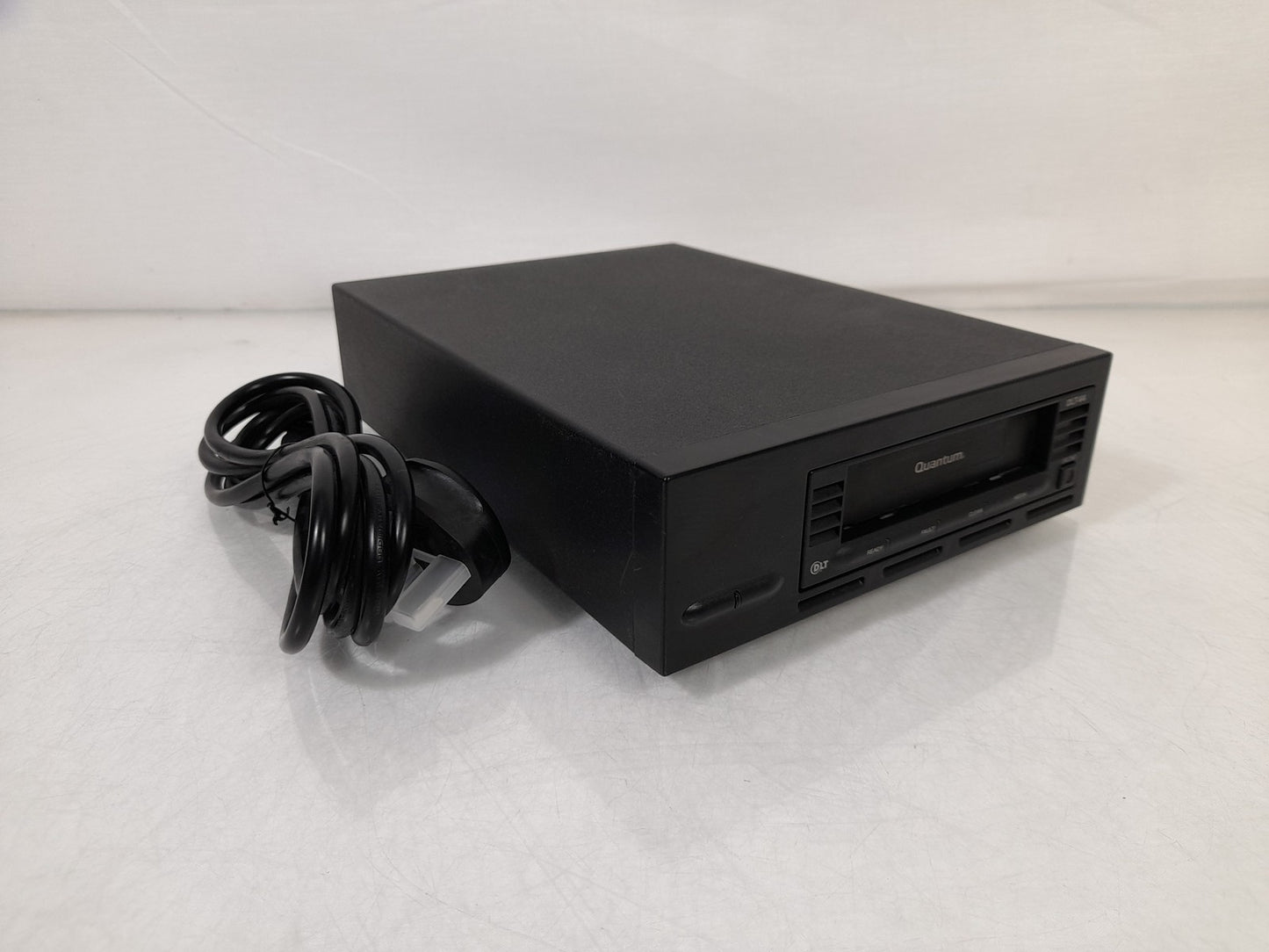 Qunatum DLT-V4e 160-320GB External SCSI Tape Drive