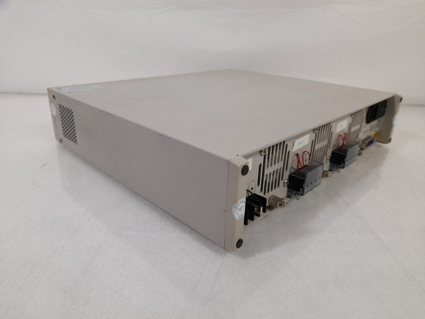 Philips Fluke PM2813 Programable Power Supply - 3x 30v / 10A / 60W