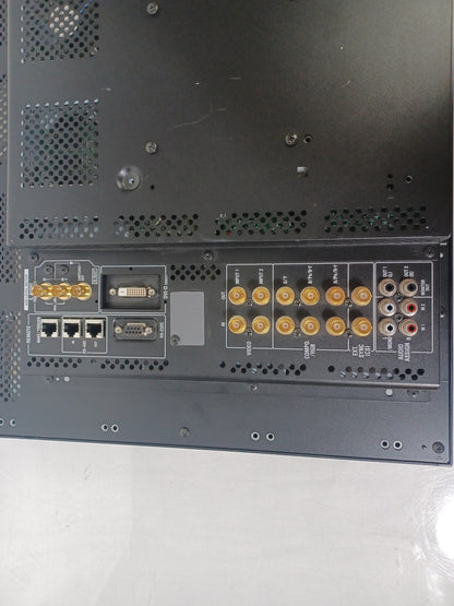 JVC DT-V24G1 HD Multiformat 24" 1920x1080 Broadcast Studio LCD Monitor