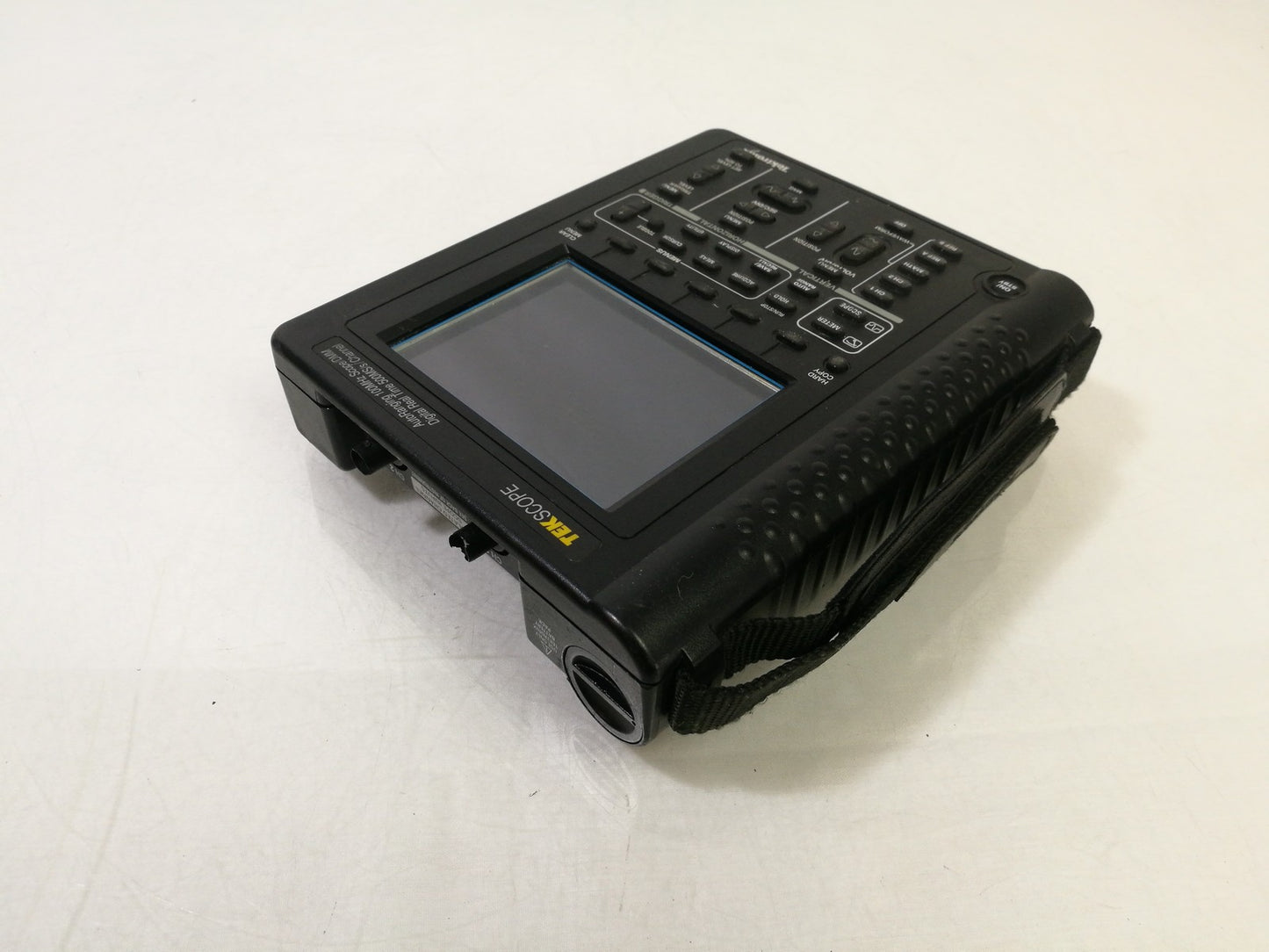 Tektronix TekScope THS720 Std Dual-Channel 100 MHz Handheld Oscilloscope