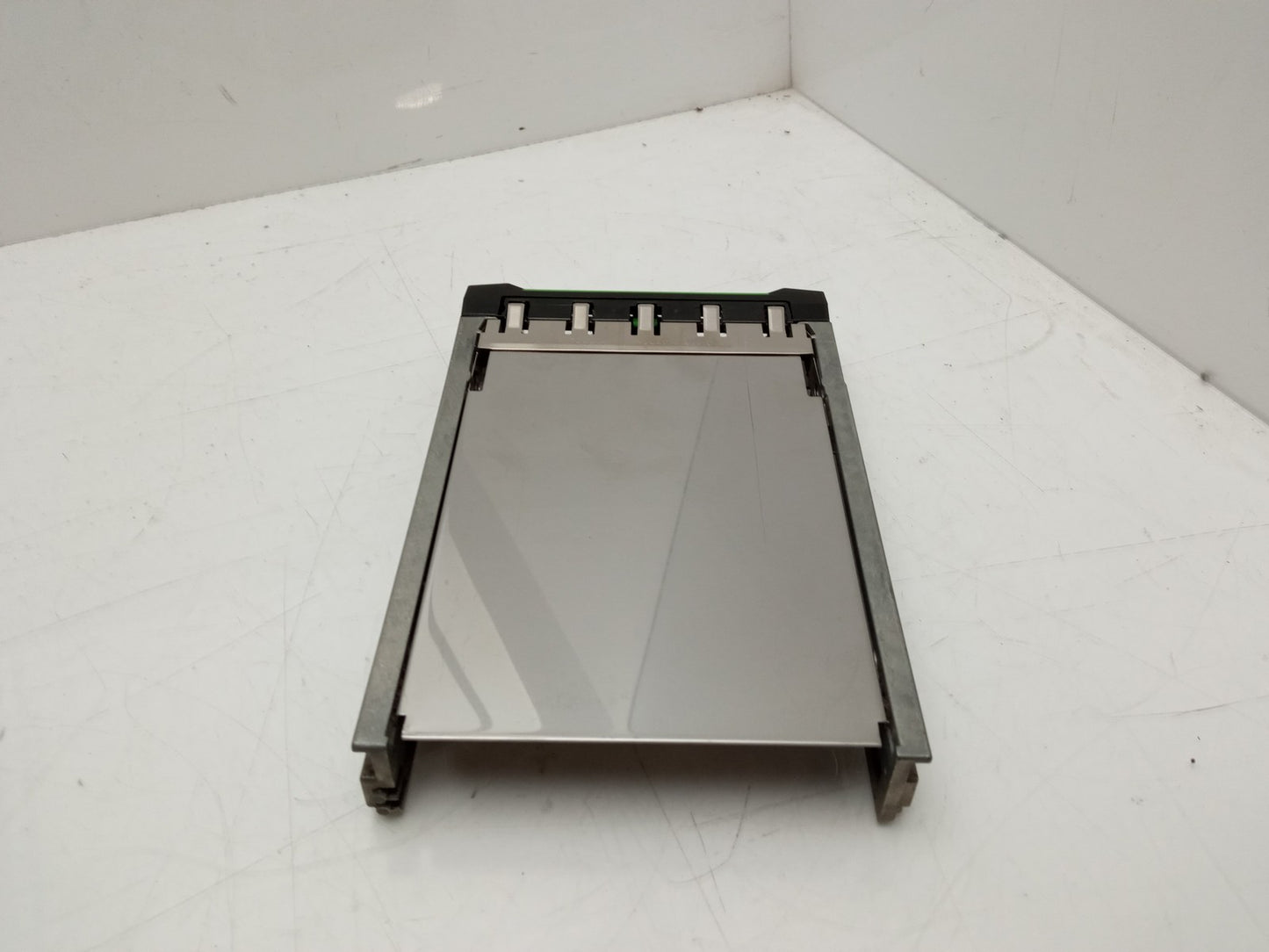 Fujitsu Primergy S6 S7 S8 3.5 inch LFF Hard Drive Hot Swap Caddy A3C40101977