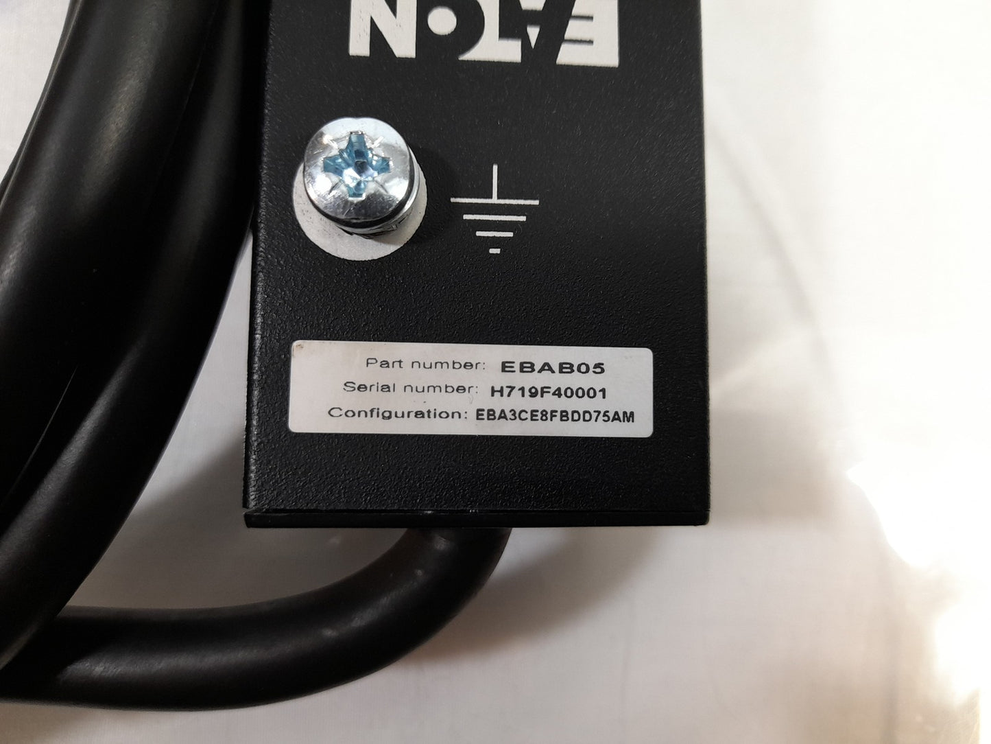 Eaton EBAB05 32A Rack Mountable Power Distribution Unit PDU 24 AC Outlets