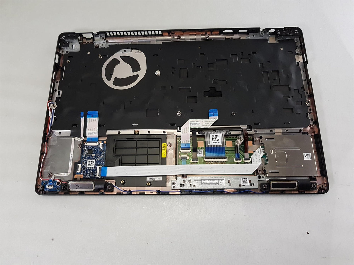 Dell Latitude 5590 UK Laptop Keyboard Palmrest Touchpad Assembly A174PD