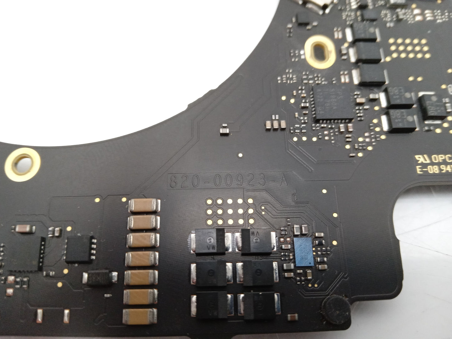 Apple MacBook Pro 13" A1706 Board & Finger Sensor 820-00923-A -Spares & Repairs