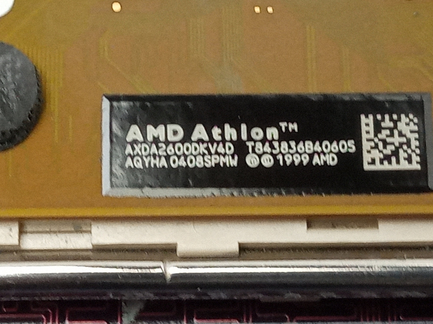 Jetway V400ADBL Socket 462 DDR ATX Motherboard With AMD Athlon 333 MHz