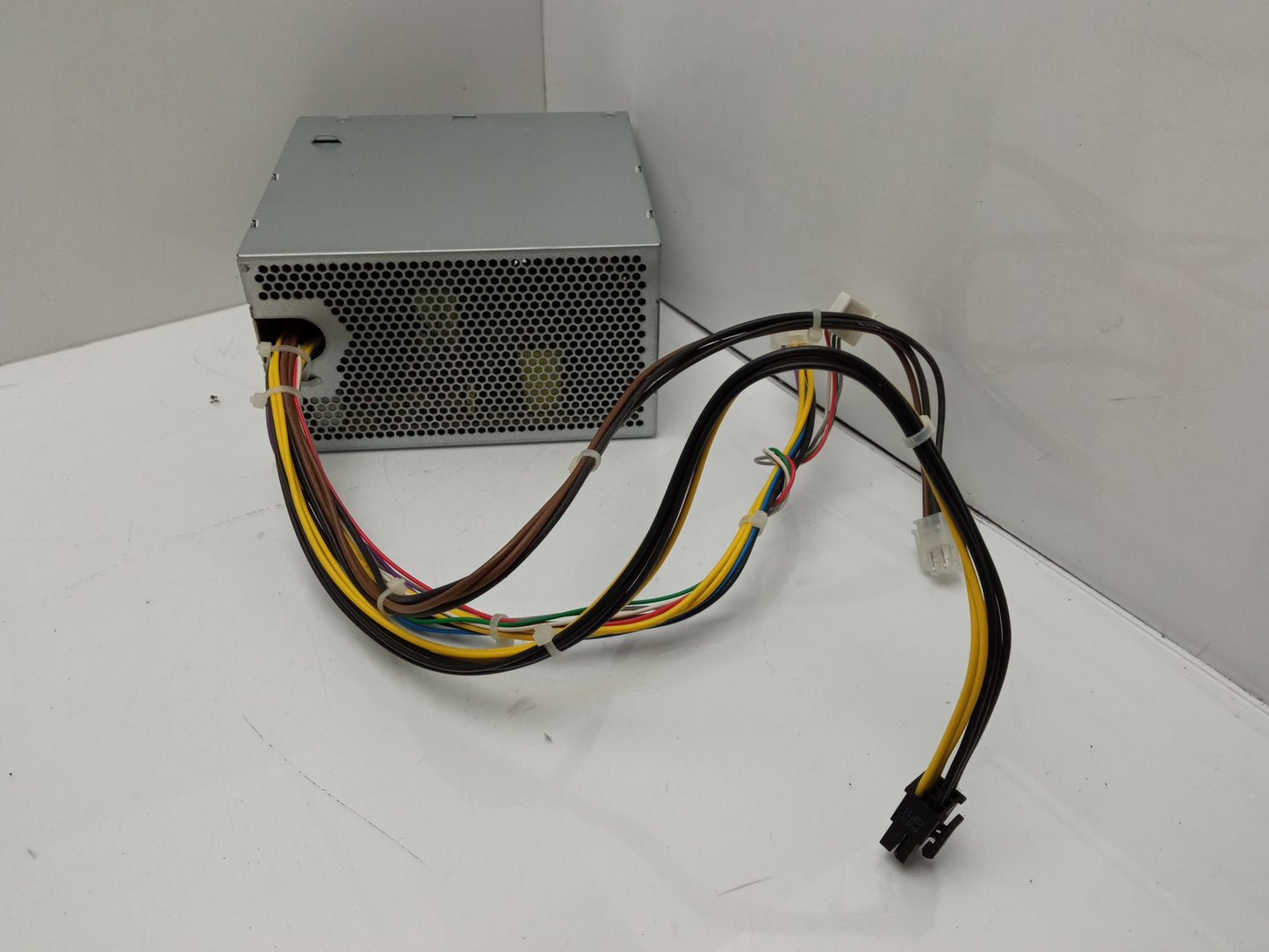 HP Z240 Workstation 400W Power Supply Unit L03088-004 PCE009