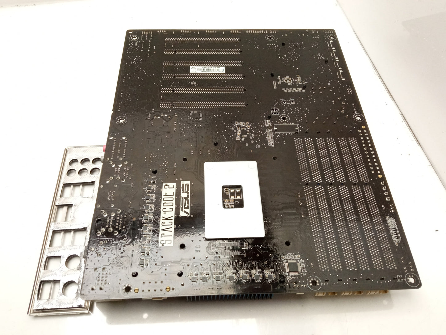 ASUS P6T6 WS REVOLUTION i7-950 3.06 GHz DDR3 ATX Motherboard With I/O Shield