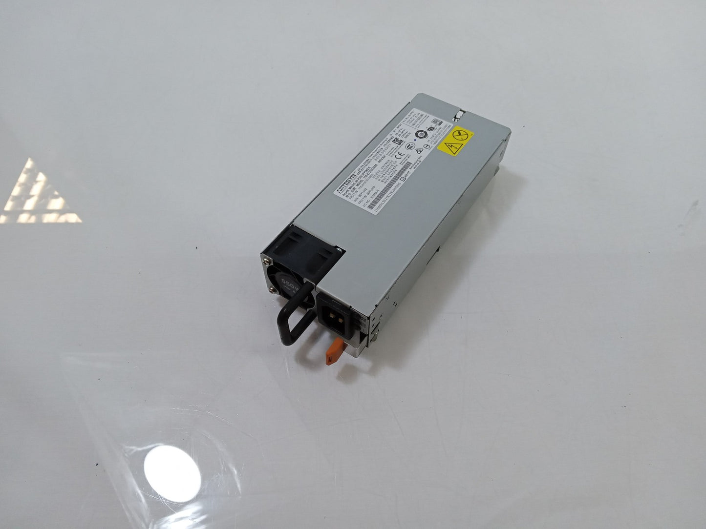 Lenovo 550W Server Power Supply Unit 94Y8188 ARTESYN 700-013702-0200 94Y8278