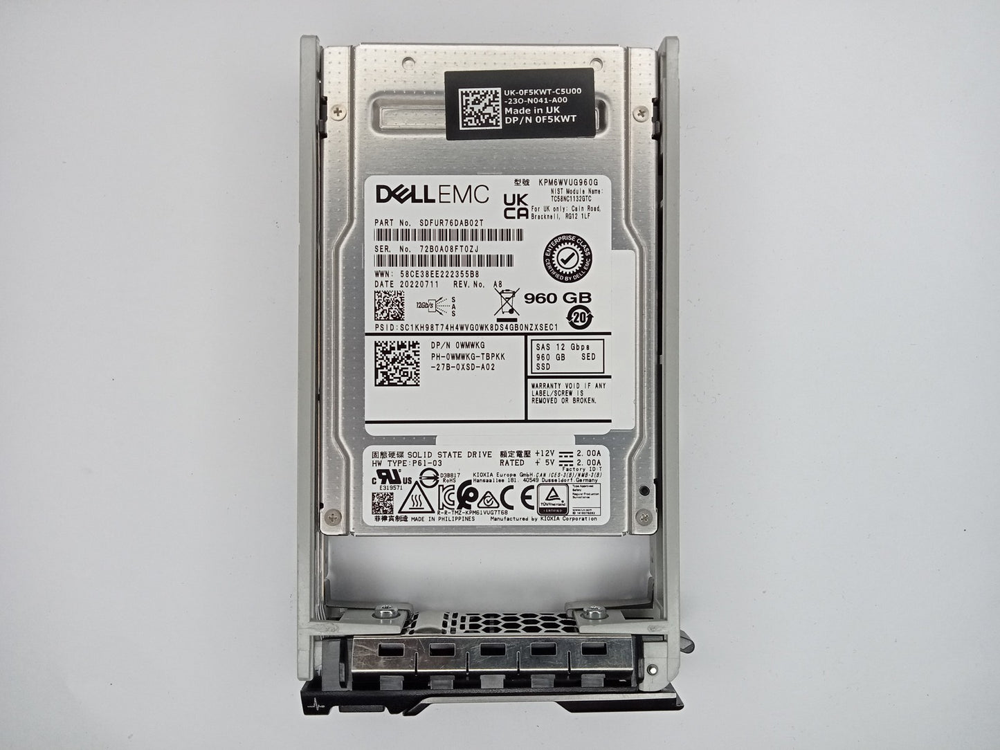 Dell EMC KIOXIA SDFUR76DAB02T WMWKG 960GB 2.5" Solid State SAS NVMe SSD w/ Caddy