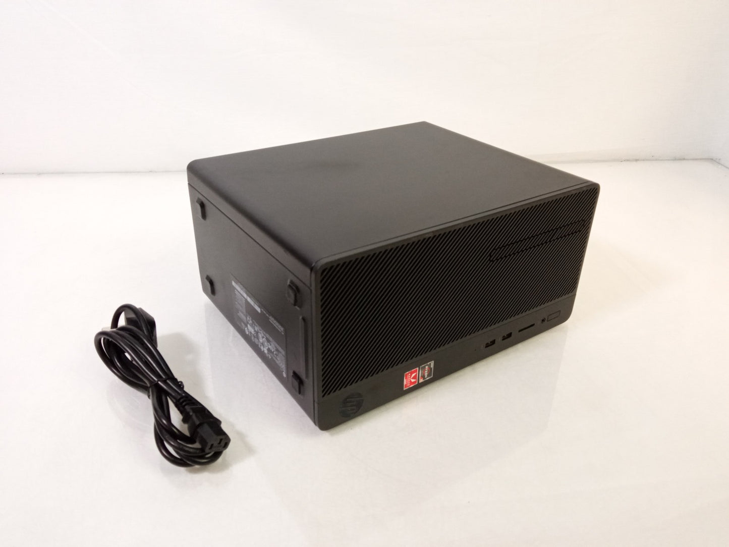 HP 285 G3 MT Business PC AMD Ryzen 3 2200G 16GB RAM 256GB NVMe Windows 11 Pro