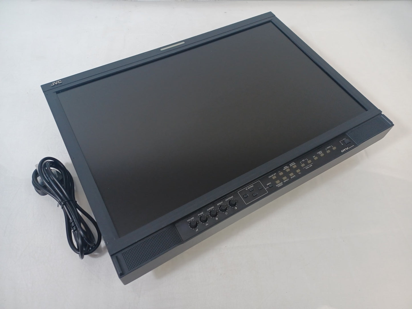 JVC DT-V24G1 HD Multiformat 24" 1920x1080 Broadcast Studio LCD Monitor