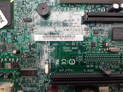 Intel S3200SH Socket LGA775 DDR2 ATX Motherboard D86140-304