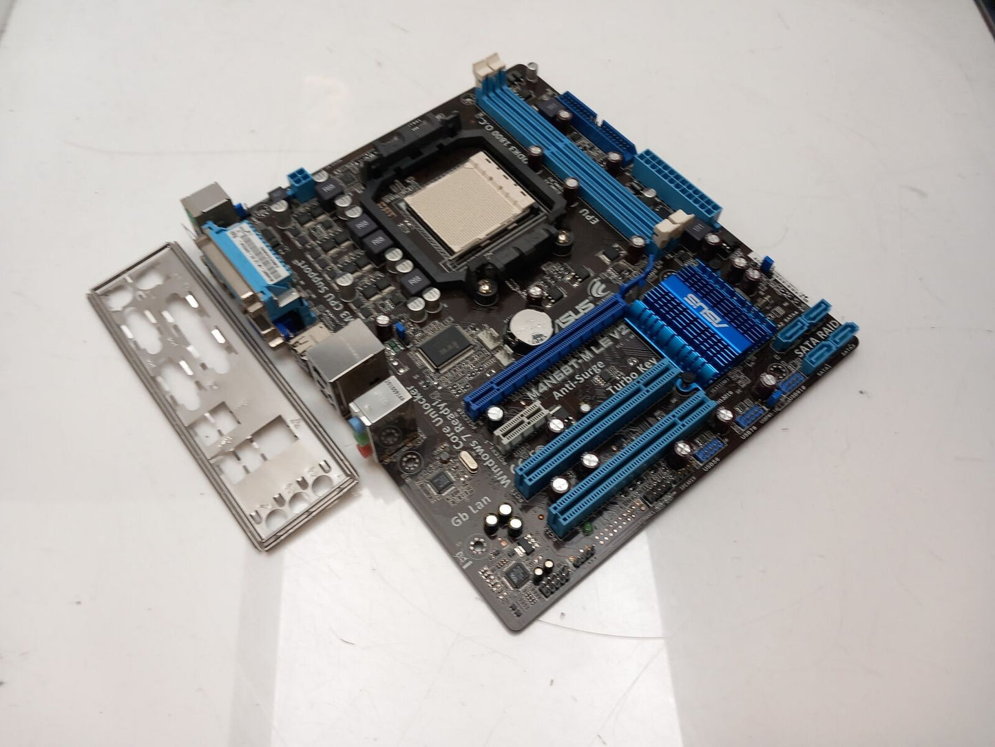 ASUS M4N68T-M LE V2 Socket AM3 DDR3 Micro ATX Motherboard With I/O Shield