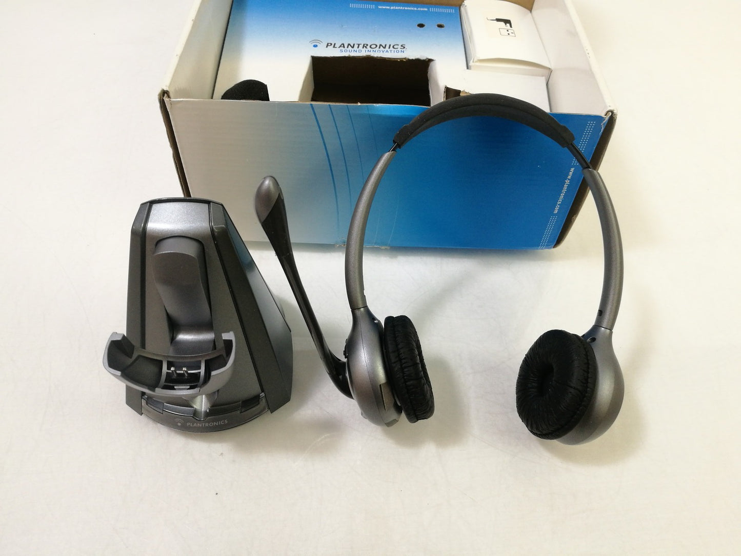 Plantronics CS361N/A Binaural Wireless Headset & Dock - In Box