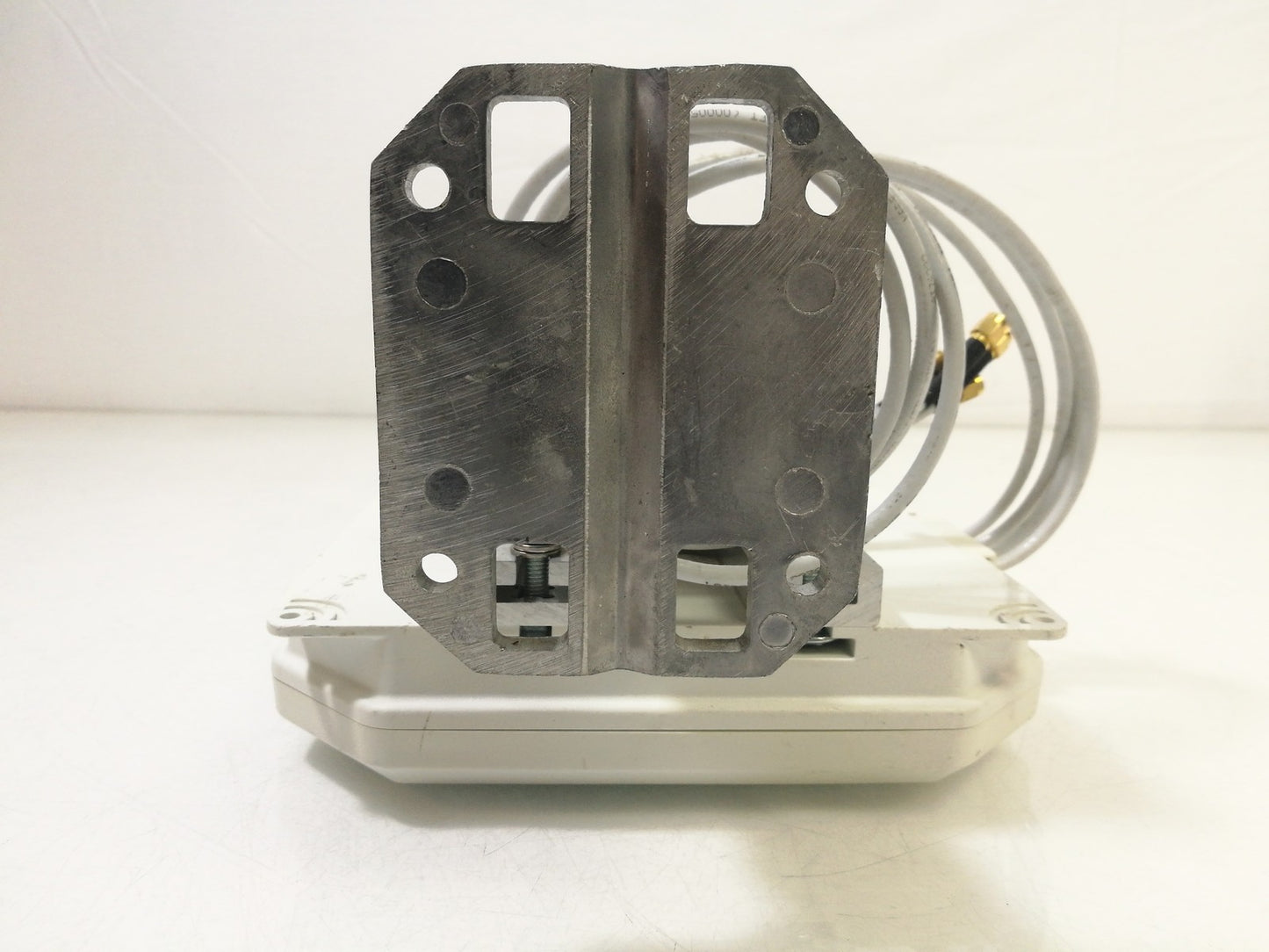 Aruba Networking AP-ANT-45 Outdoor MIMO Antenna - With Wall Bracket