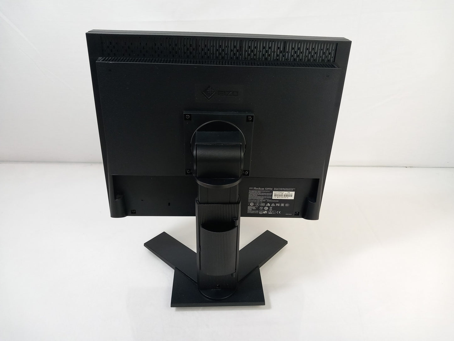 Eizo FlexScan S1934 19" VGA DVI DP 1280 x1024 Monitor With Stand