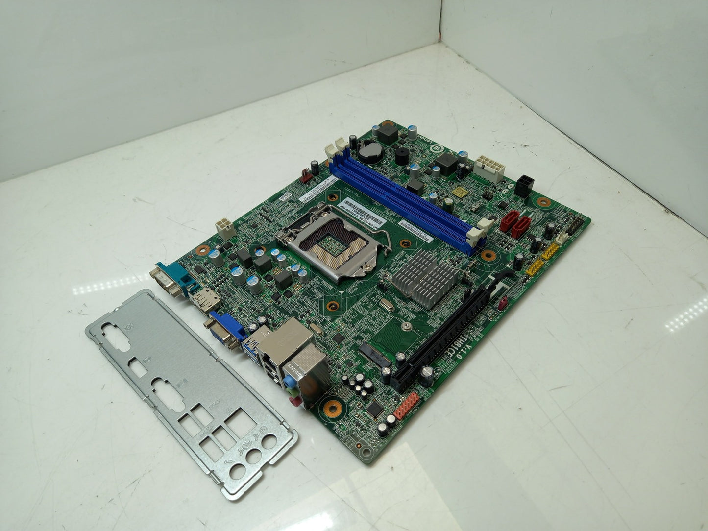 Lenovo ThinkCentre S500 Socket LGA1150 DDR3 Motherboard 00XG024 With I/O Shield