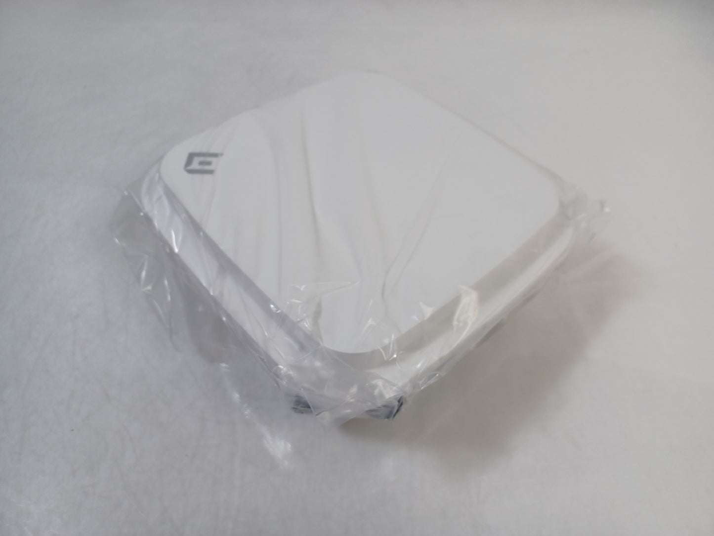 Extreme Networks AP460S6C 802.11ax Wi-Fi 6 Wireless Access Point