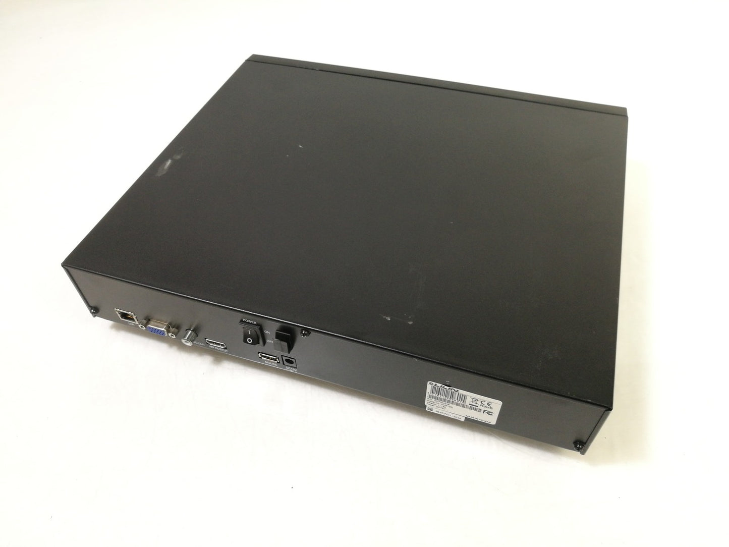 Lilin NVR100L Multi-Touch Stand Alone Network Video Recorder - No Drives