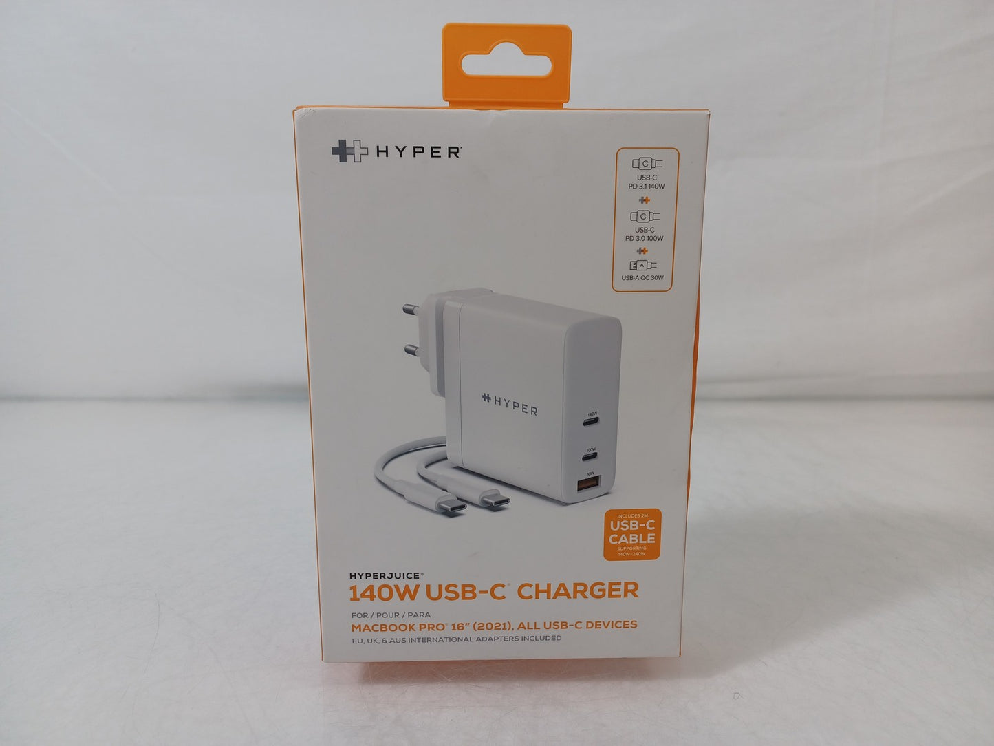 Targus HyperJuice GaN 140W PD 3.1 USB-C Charger With Travel Plugs - HJG140WW