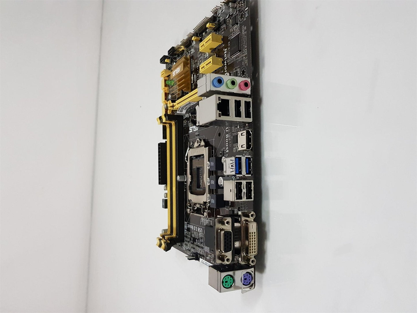 ASUS B85M-G Socket LGA1150 DDR3 Micro ATX Desktop PC Motherboard