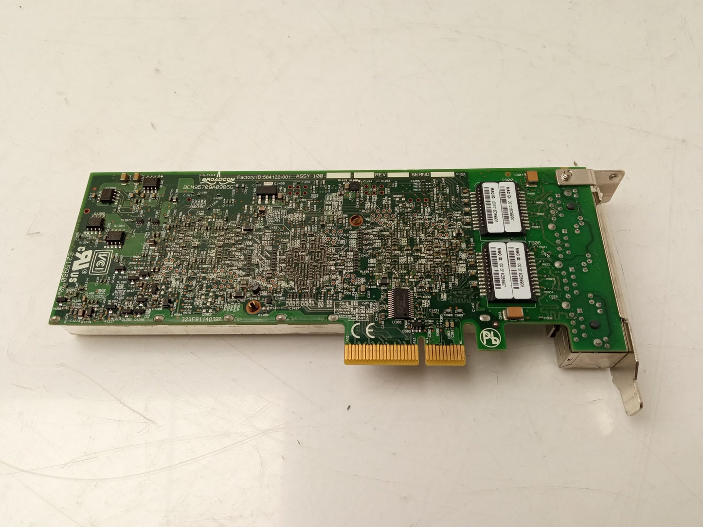 Broadcom BCM95709A0906G Low Profile Quad Port PCIe Network Adapter