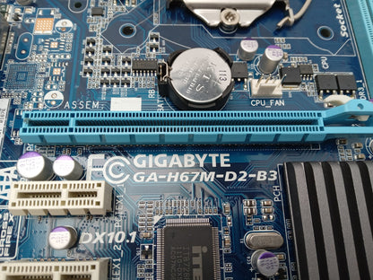 Gigabyte GA-H67M-D2-B3 Socket LGA1155 DDR3 PCI-E Motherboard With I/O Shield