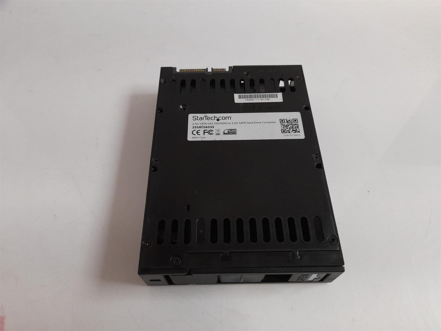 StarTech.com 2.5' SAS/SATA to 3.5' SATA HDD Hard Drive Converter 25SATSAS35
