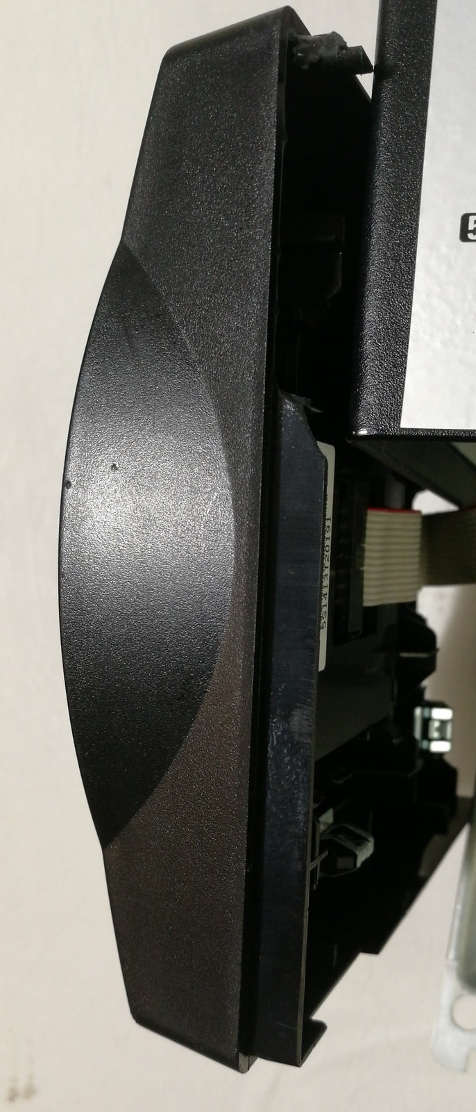 APC SMT750IC Smart-UPS 750VA LCD 230V With APC SmartConnect - No Batteries