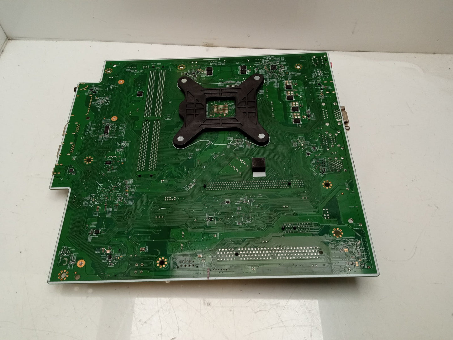 HP Pavilion 590 Socket AM4 DDR4 Motherboard Without I/O Shield 942023-001