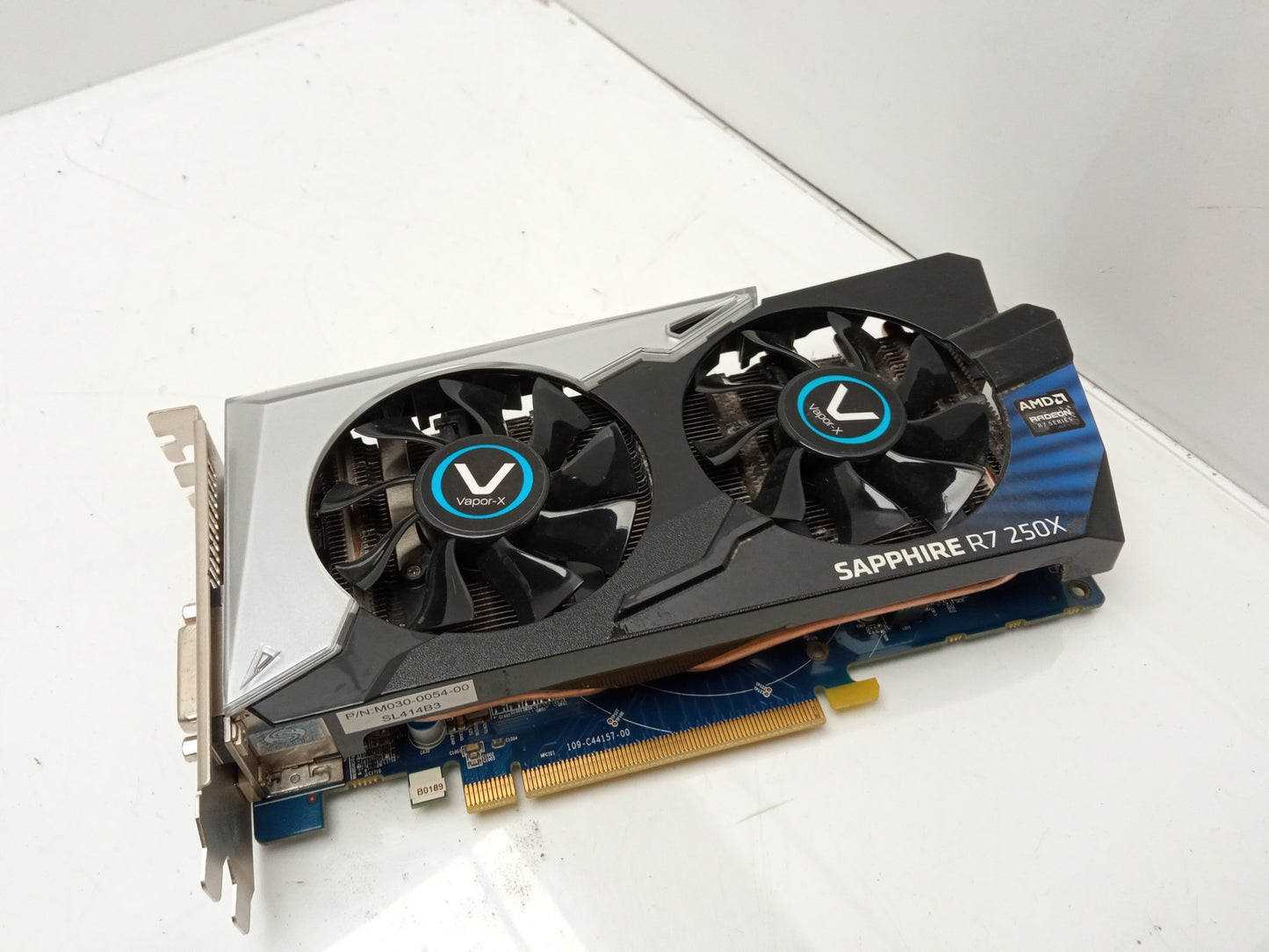 Sapphire Vapor-X R7 250X 1GB DDR5 PCIe Video Graphics Card 299-3E215-200SA