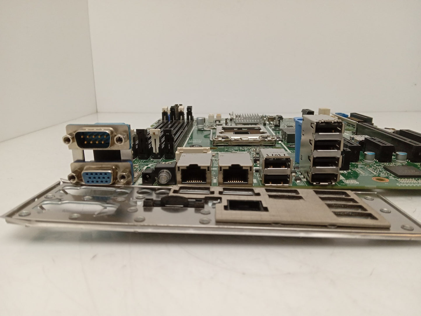 Dell PowerEdge T130 T330 DDR4 Server Motherboard With I/O Shield 06FW8M 6FW8M