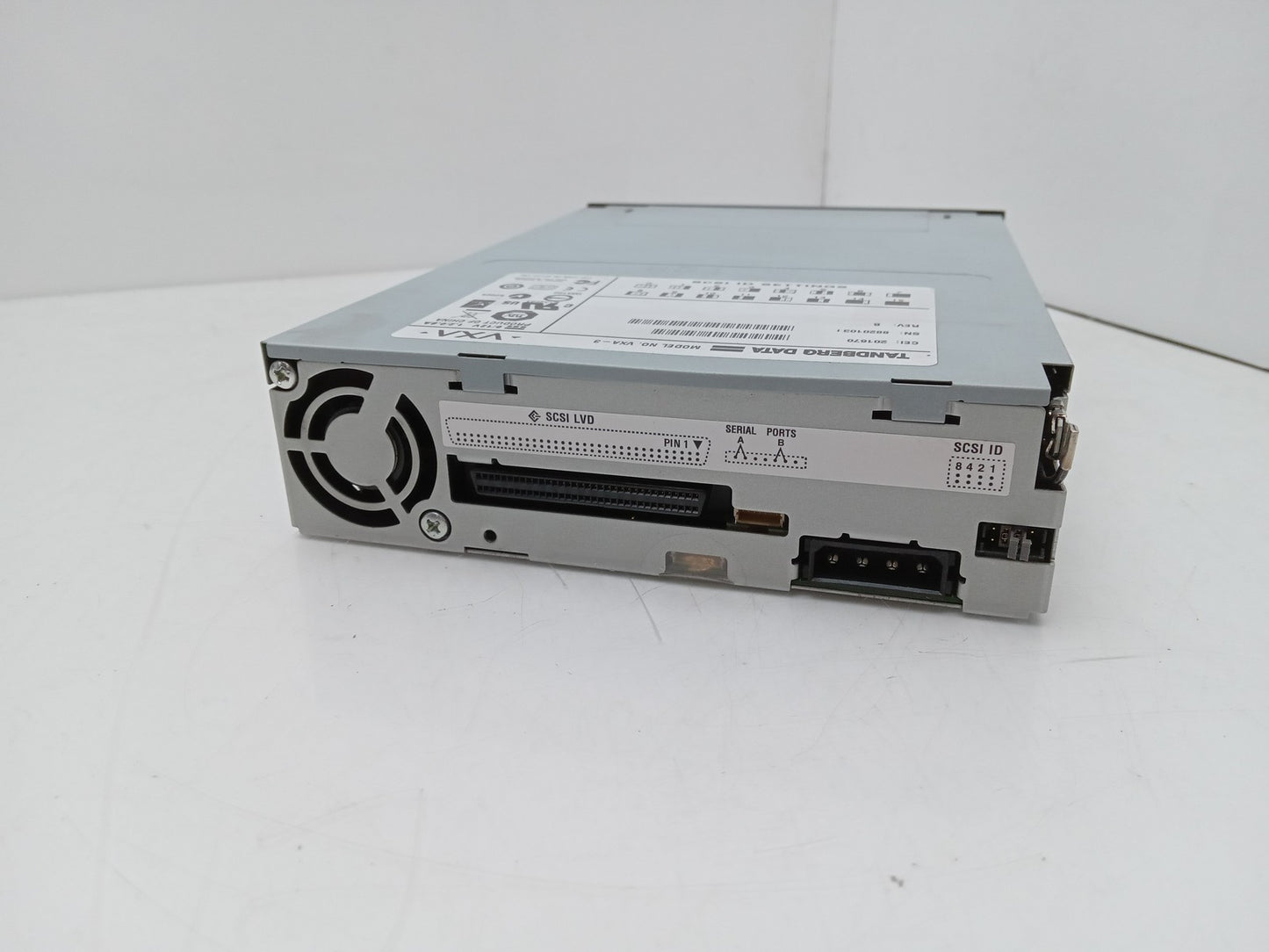 TANDBERG DATA 320 VXA-3 SCSI Tape Drive