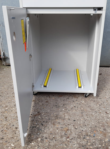 Dahle 20396 KC 3.9x40mm High Capacity Cross Cut Shredder