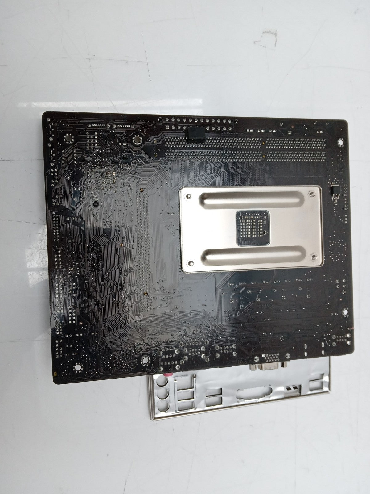 ASUS A68BM-A/M32BF/DP_MB Socket FM2b DDR3 Micro ATX Motherboard With I/O Shield