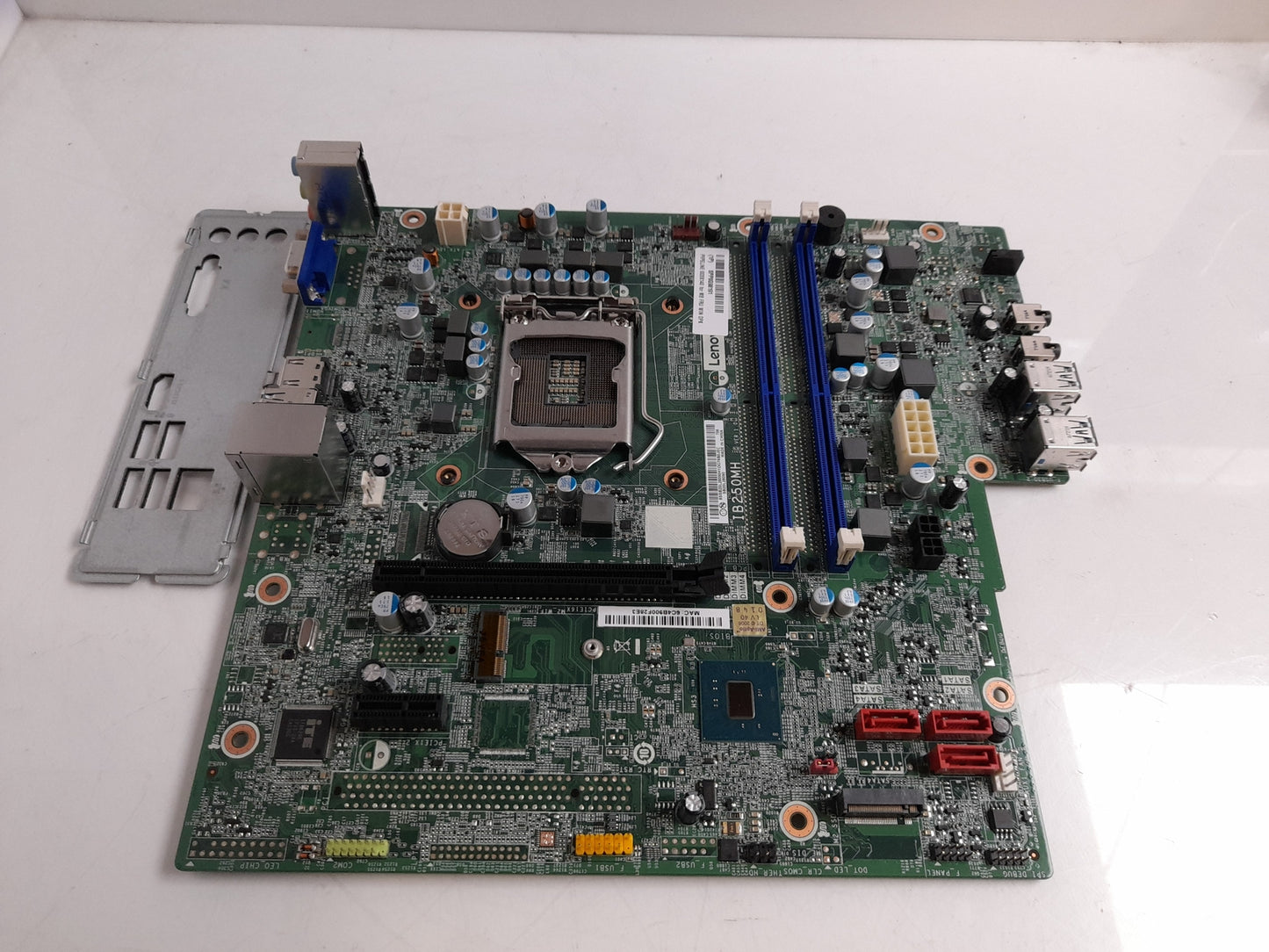 Lenovo 00XK140 Socket LGA 1151 DDR4 Motherboard With I/O Shield