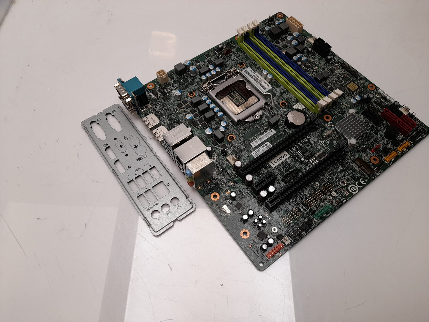 Lenovo ThinkCentre M800 DDR4 LGA 1151 Motherboard With I/O Shield 03T7427