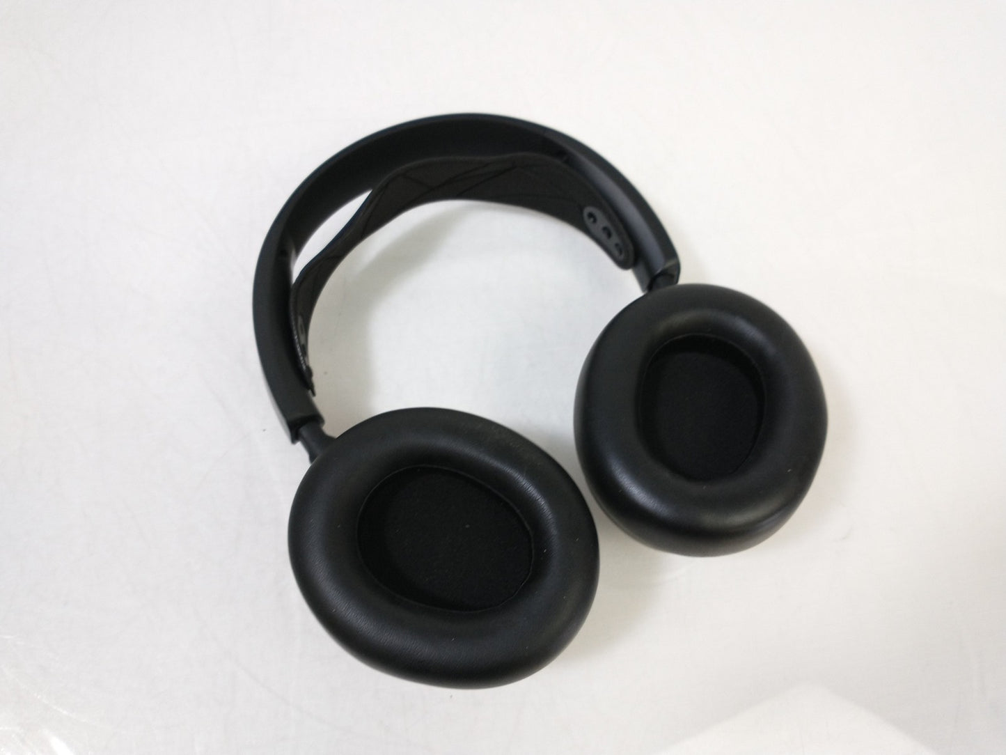 SteelSeries Arctis Nova Pro Wireless (PC/XBOX) - No Batteries Or Covers