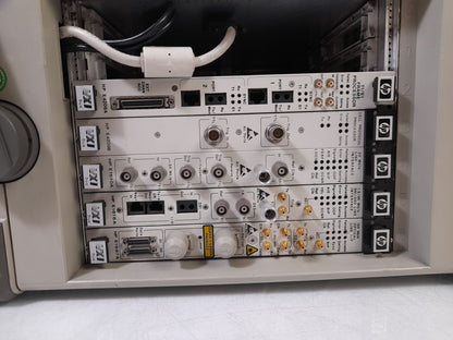 HP E4220B Portable 7-Slot VXI Mainframe - Spares Or Repair